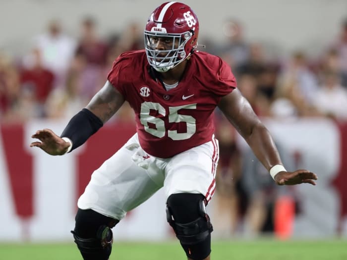 Alabama offensive tackle JC Lantham (65). Credit: Sports Illustrated 